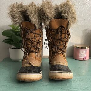 Women Sorel boots